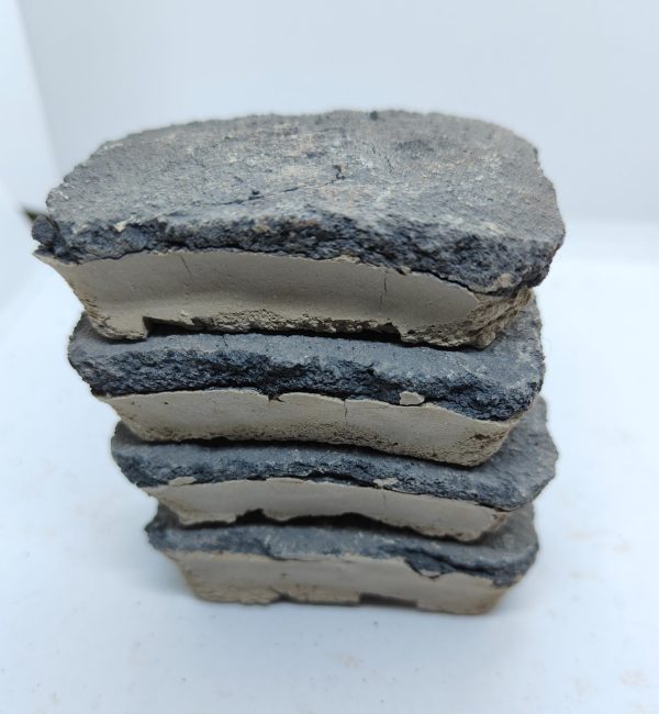 Red Nakumat Black Hall Layered Clay