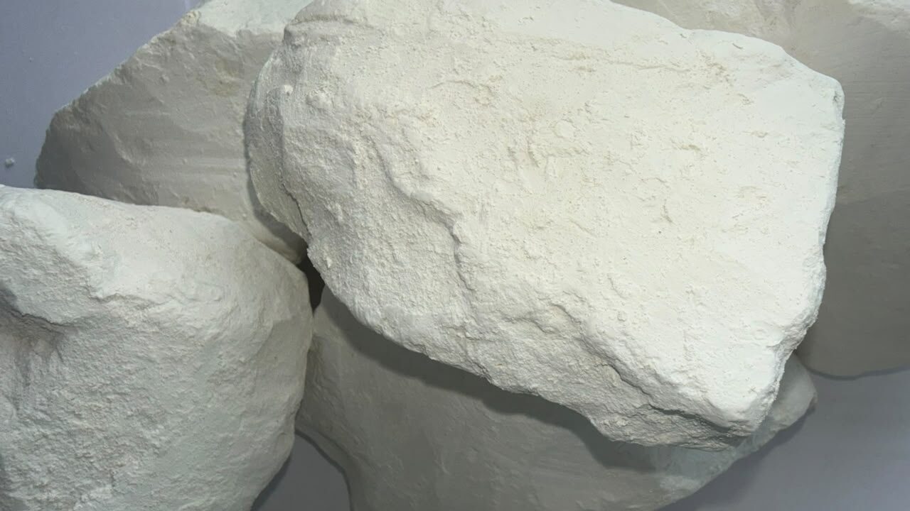Russian Snow Ball Chalk