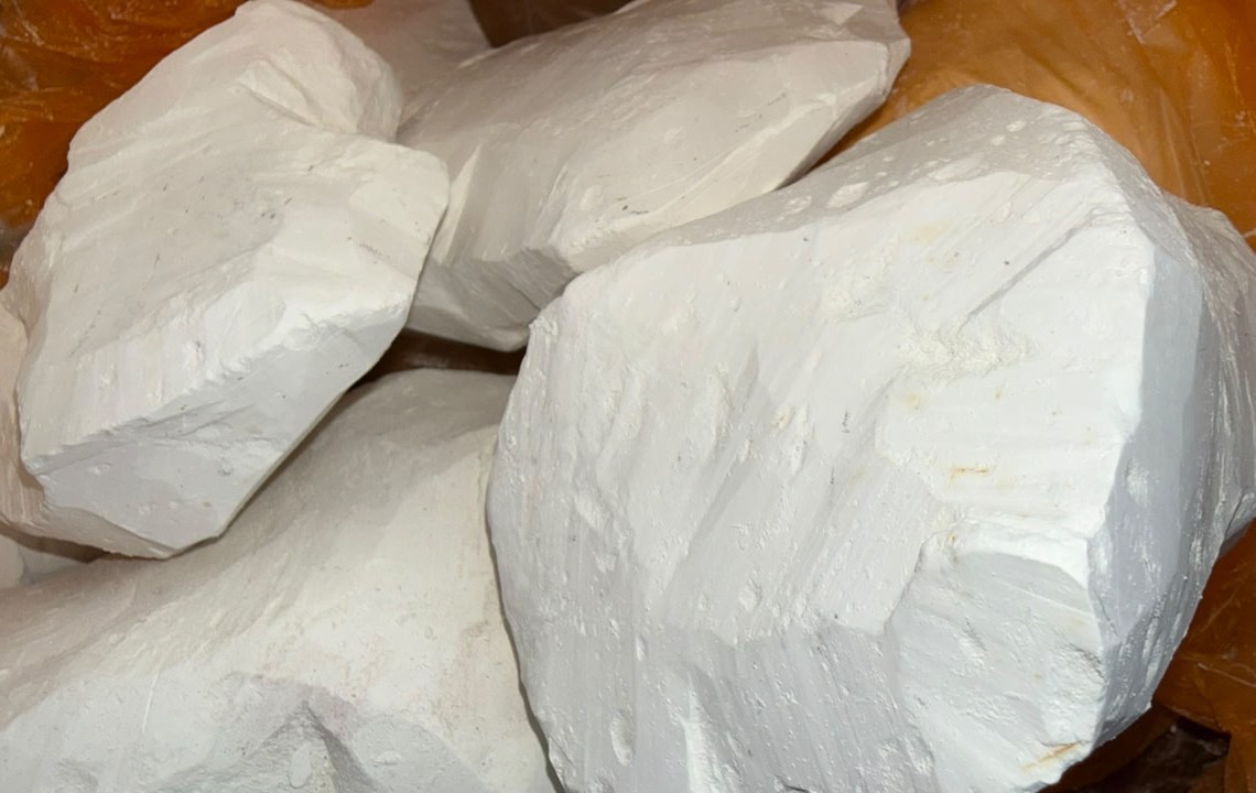 Russian Snow Ball Chalk